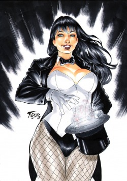 The Superheroine Experience